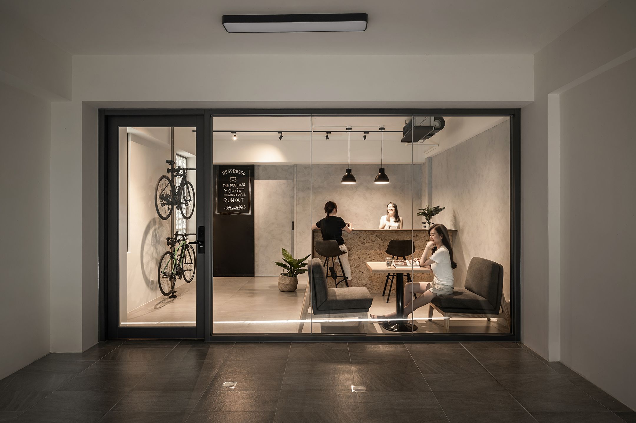 我家是LOFT風格咖啡廳也是渡假旅店！